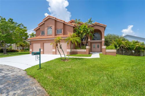 950 Nw 197th Terrace, Pembroke Pines, FL, 33029 | Card Image