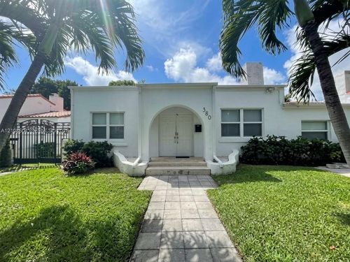 0-552 Ne 74th St, Miami, FL, 33138-5028 | Card Image