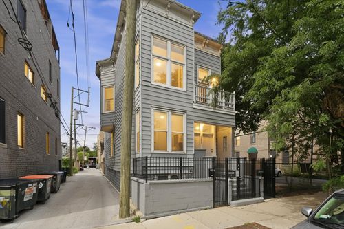 1354 W Ohio St, Chicago, IL, 60642-6709 | Card Image