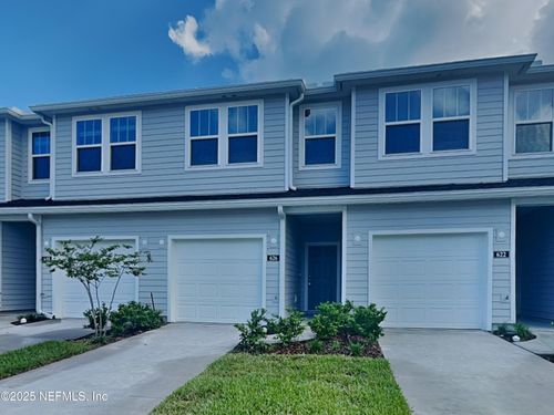 626 Holly Lakes Dr, Orange Park, FL, 32073-6800 | Card Image