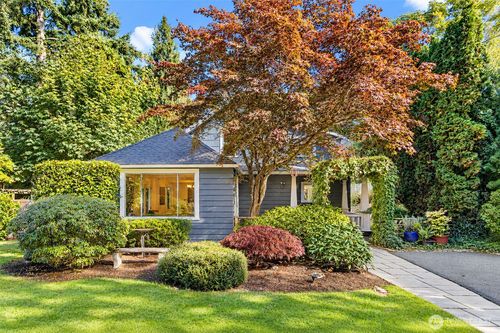 8542 32nd Avenue Nw, Seattle, WA, 98117 | Card Image