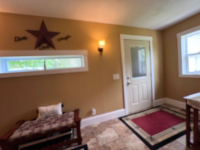 Back entry | Image 10