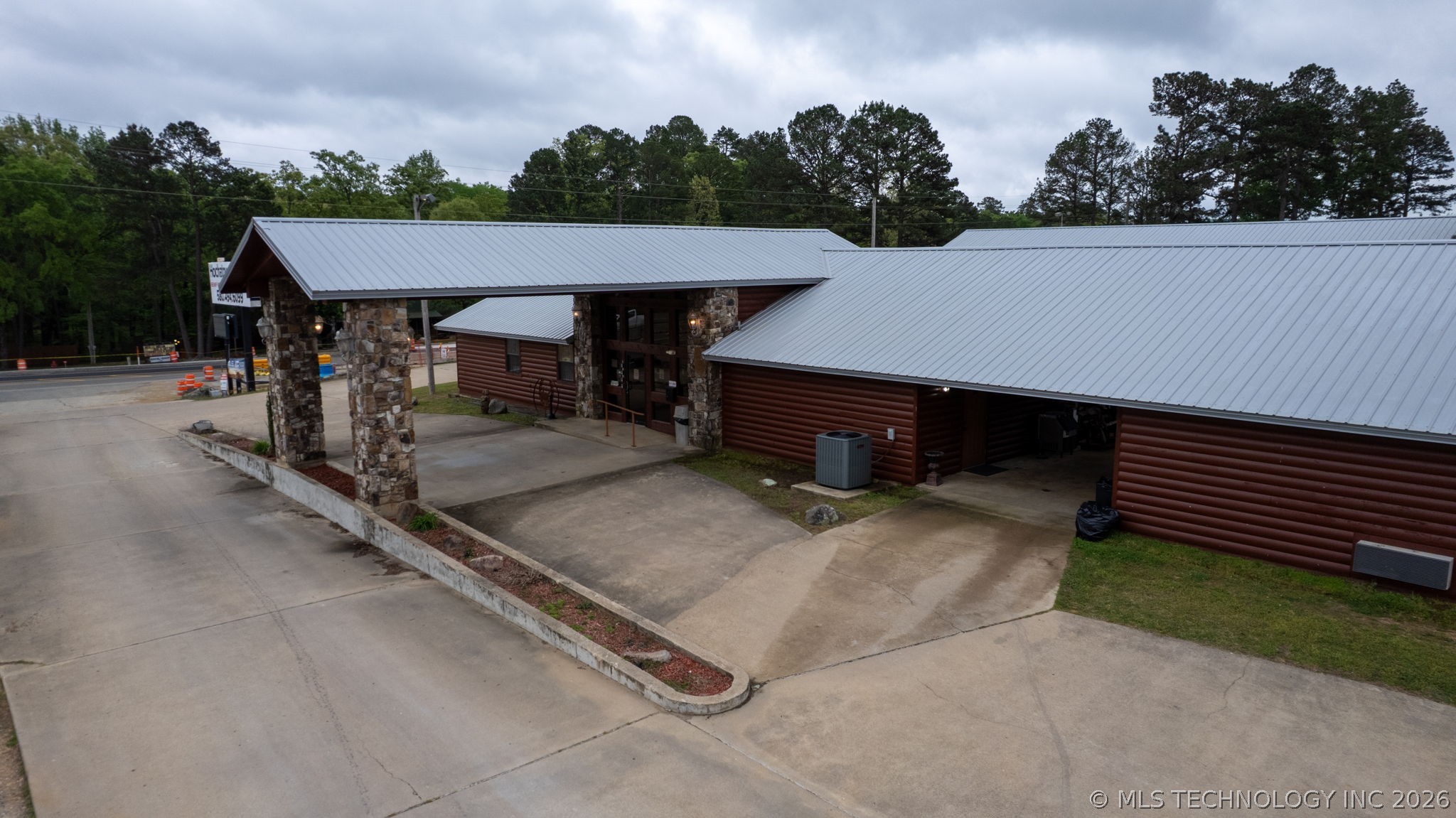 6613 N Us Highway 259, Broken Bow, OK 74728