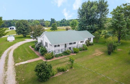 216 Oakley Allons Rd, Allons, TN, 38541-6916 | Card Image