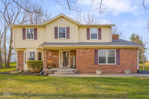 16300 E Lake Shore Dr N, Hope, IN, 47246-9788 | Card Image