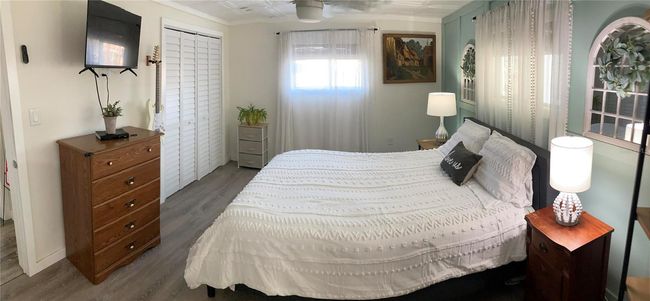 1423 Flamingo Dr, House other with 2 bedrooms, 2 bathrooms and null parking in ENGLEWOOD FL | Image 8