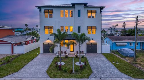 534 Crystal Dr, Madeira Beach, FL, 33708-2373 | Card Image
