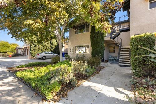 unit-a-3044 Oliphant St, San Diego, CA, 92106-1950 | Card Image