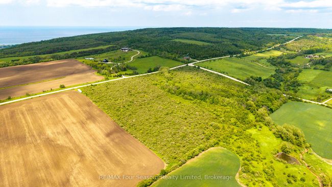CON 7 21 St Sideroad, Home with 0 bedrooms, 0 bathrooms and null parking in Clarksburg ON | Image 6