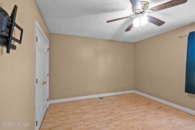 5065 Chris Rd, House other with 3 bedrooms, 2 bathrooms and 2 parking in Bailey NC | Image 28