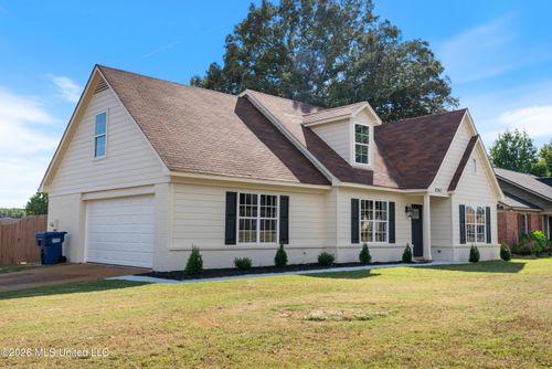 4241 Shadow Glen Dr, Horn Lake, MS, 38637-7303 | Card Image