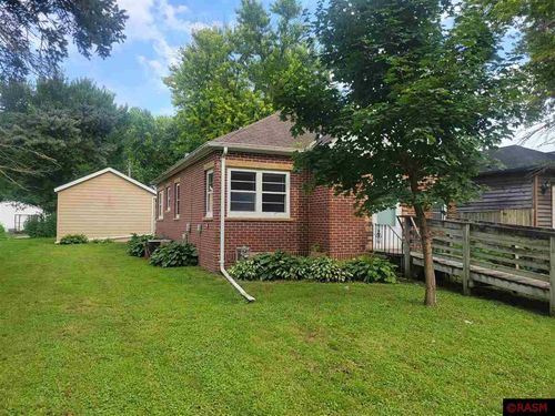 204 Sturgis St N, Mankato, MN, 56001-1819 | Card Image