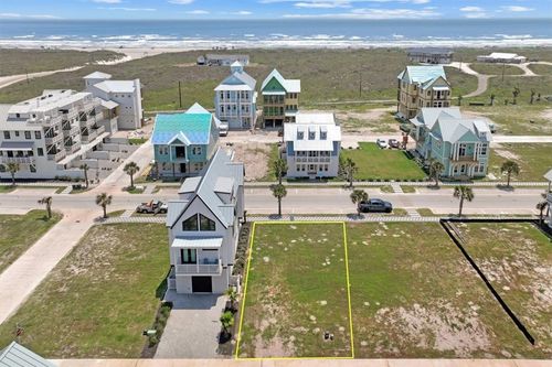509 Sunrise Ave, Port Aransas, TX, 78373 | Card Image