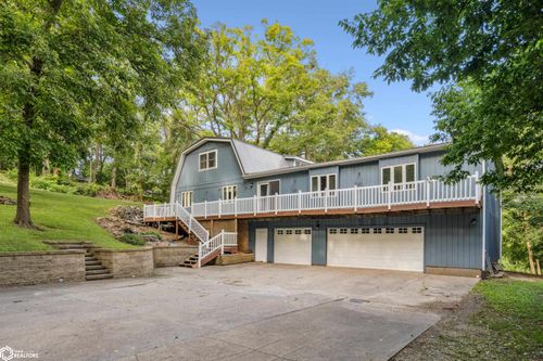 10552 Rolling Hills Dr, Burlington, IA, 52601-8548 | Card Image