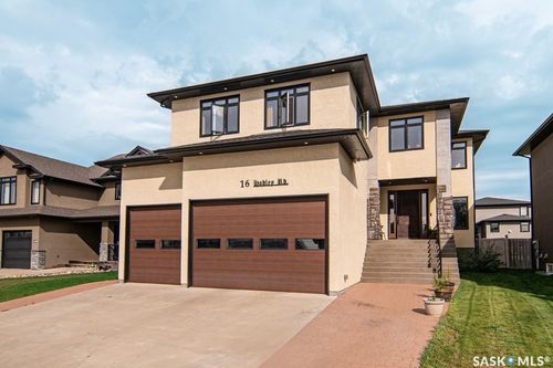 16 Hadley Road, Prince Albert, SK, S6X0A4 | Card Image