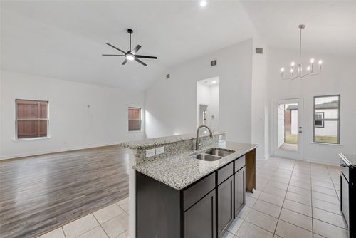 15422 Dorothy Nell Dr, Dallas, TX, 75253-5078 | Card Image