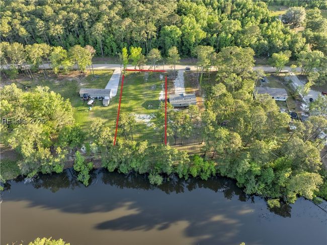 83 Bailey Cir, House other with 3 bedrooms, 2 bathrooms and null parking in Seabrook SC | Image 7