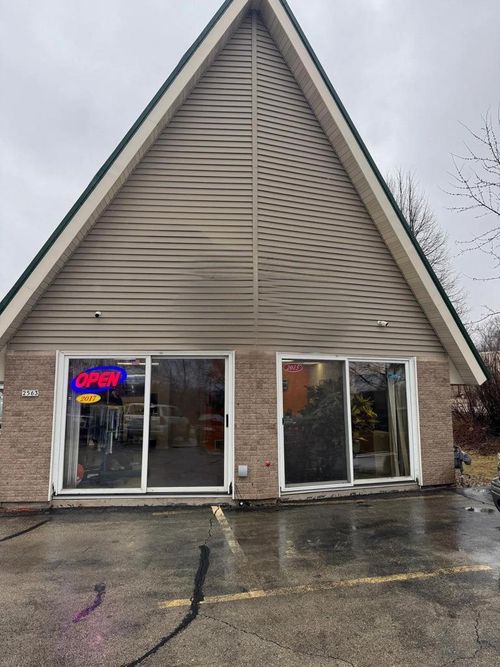 2563 Main St, CROSS PLAINS, WI, 53528-9691 | Card Image