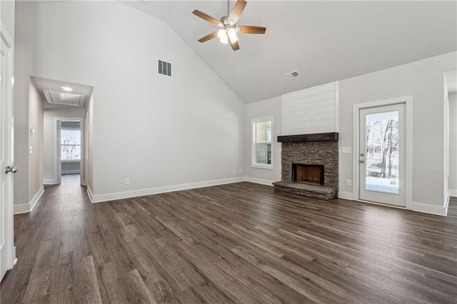 7407 Highway 136 W, House other with 3 bedrooms, 2 bathrooms and null parking in Talking Rock GA | Image 7