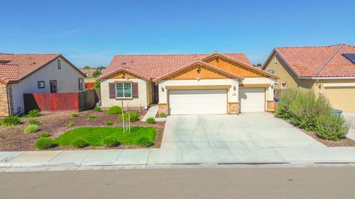 652 Pinelli Dr, Los Banos, CA, 93635-3984 | Card Image