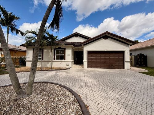 0-8835 Nw 168th St, Miami Lakes, FL, 33018-6127 | Card Image