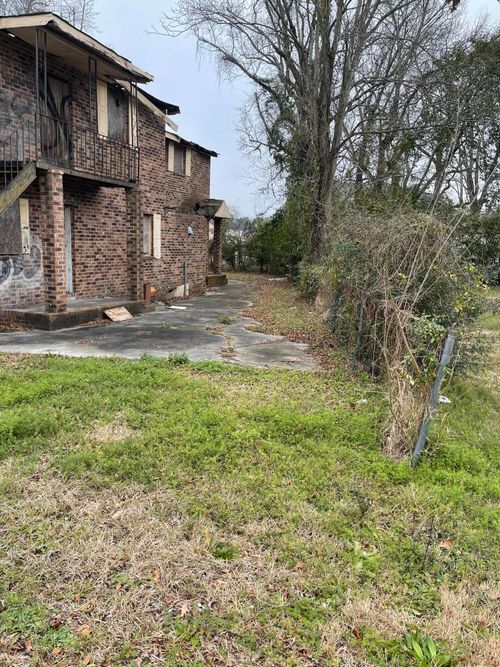 1865 E Montague Ave, North Charleston, SC, 29405-5178 | Card Image