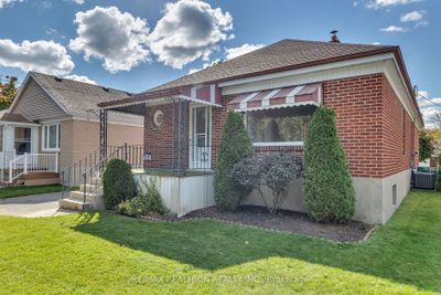 651 Chester St, House other with 4 bedrooms, 2 bathrooms and 3 parking in Peterborough ON | Image 3