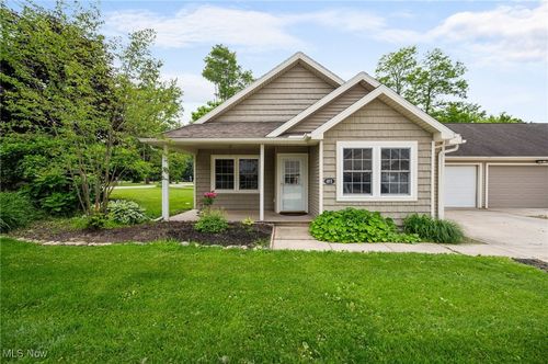 unit-1-3031 Logan Ln, Rock Creek, OH, 44084-9444 | Card Image