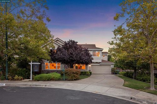455 Kit Fox Ct, Walnut Creek, CA, 94598-4066 | Card Image