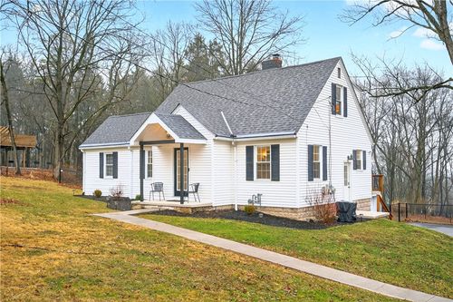 9720 Bellcrest Rd, Pittsburgh, PA, 15237-4994 | Card Image