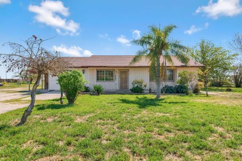 7990 S Mcmullin Grade, Fresno, CA, 93706-8903 | Card Image