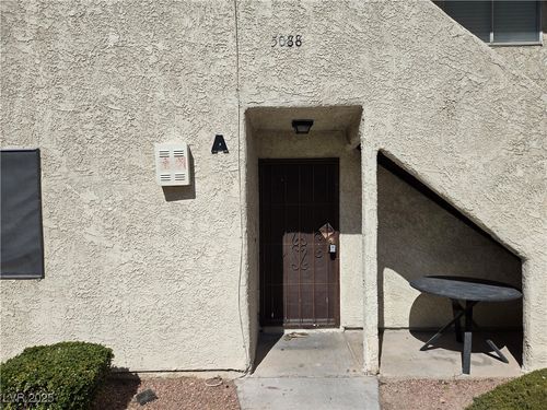 unit-a-5088 Spencer St, Las Vegas, NV, 89119-2161 | Card Image