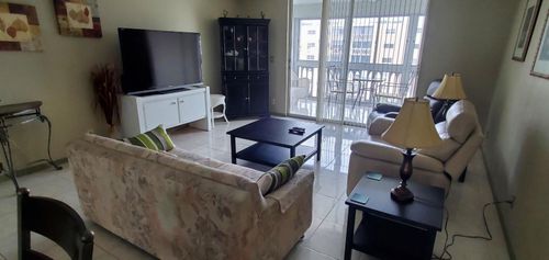 607-901 Ne 14th Ave, Hallandale Beach, FL, 33009-2754 | Card Image