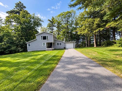 105 Oakwood Drive, South Burlington, VT, 05403 | Card Image