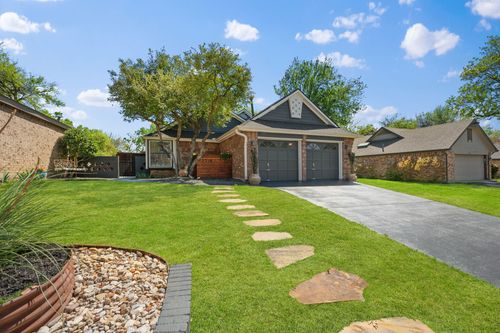 2516 Lake Bend Ter, Carrollton, TX, 75006-2129 | Card Image