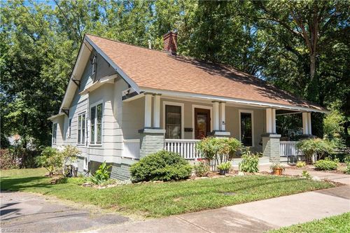 15 W Devonshire St, Winston-Salem, NC, 27127-7101 | Card Image