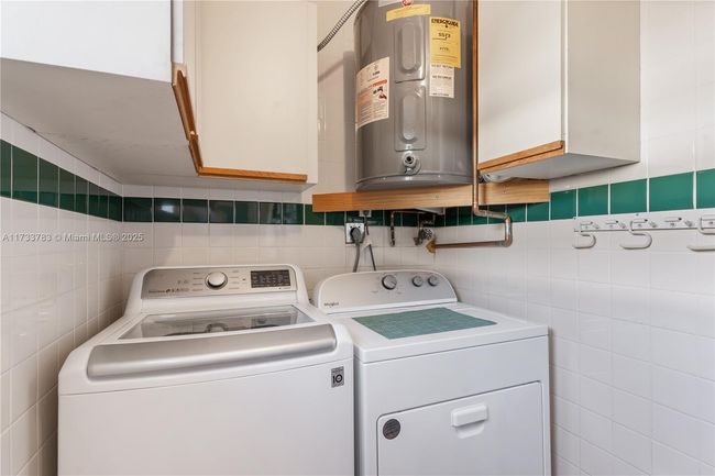 300 187 Th St, House other with 3 bedrooms, 2 bathrooms and null parking in Sunny Isles Beach FL | Image 28
