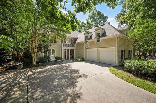 130 Belvedere Ct, Atlanta, GA, 30350-5545 | Card Image