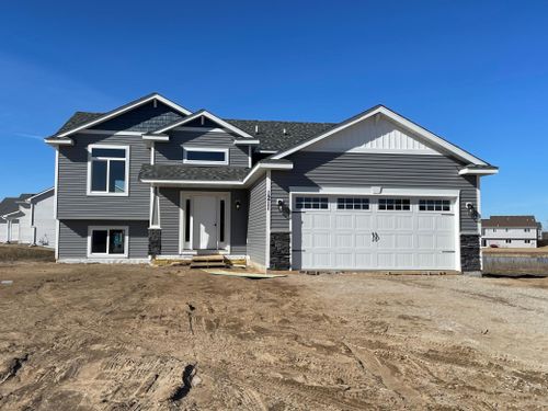 1327 Tiger Court Ne, Isanti, MN, 55040 | Card Image