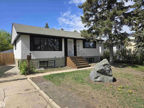 11844 St Albert Trail Nw, Edmonton, AB, T5L4G4 | Card Image