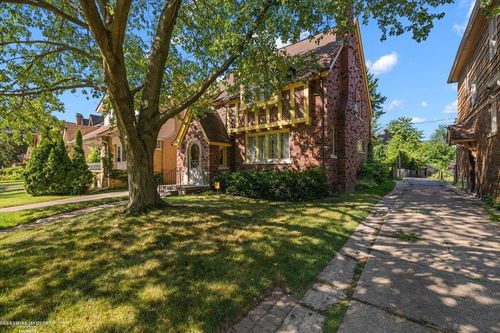 4151 Courville St, Detroit, MI, 48224-2707 | Card Image