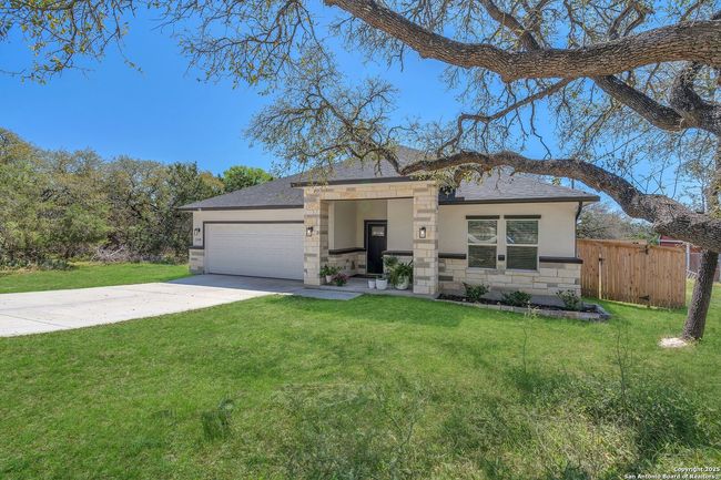 348 Fawn Dr, House other with 4 bedrooms, 2 bathrooms and null parking in Spring Branch TX | Image 4