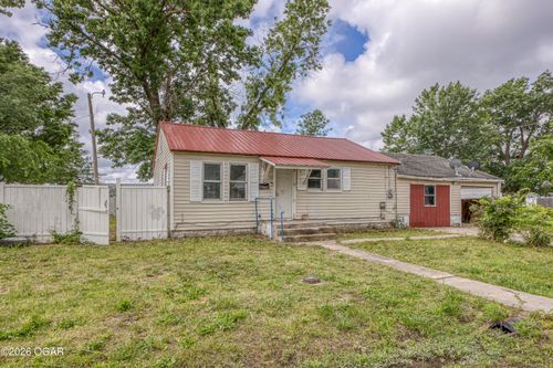 103 E 18th St, Lamar, MO, 64759-2501 | Card Image