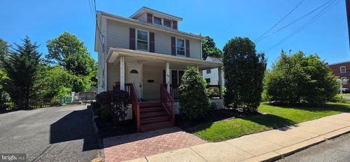 246 Franklin St, Hightstown, NJ, 08520-3224 | Card Image