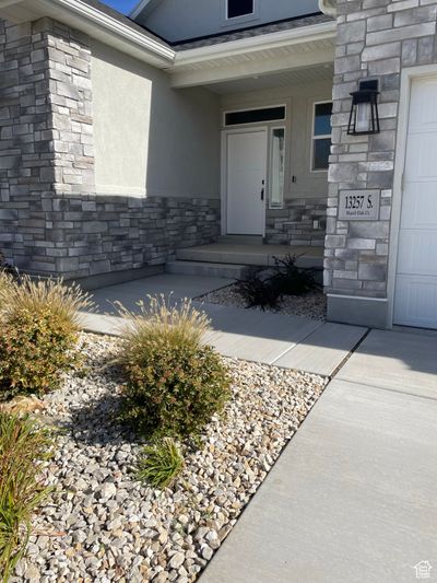 204 - 13257 S Hazel Oak Ct W, House other with 3 bedrooms, 2 bathrooms and 4 parking in Herriman UT | Image 2