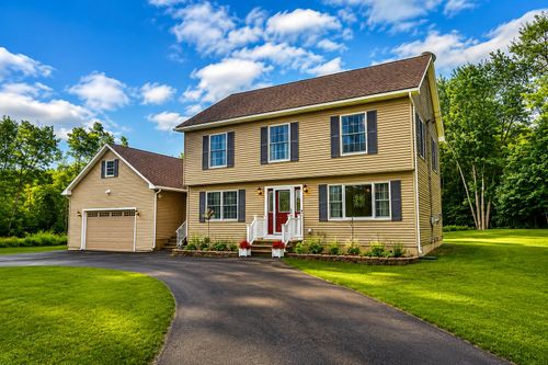 19 Sprucewood Dr, Eddington, ME, 04428-3270 | Card Image