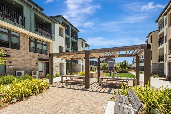 112 Waters Park Cir, Townhouse with 2 bedrooms, 3 bathrooms and 2 parking in San Mateo CA | Image 36