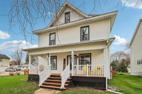 1344 Mills Street, BLACK EARTH, WI, 53515 | Card Image