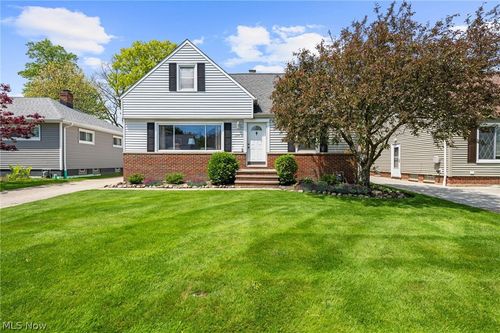 1244 W Miner Rd, Mayfield Heights, OH, 44124-1712 | Card Image