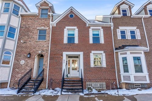 57 Riverside Dr, Berea, OH, 44017-1978 | Card Image